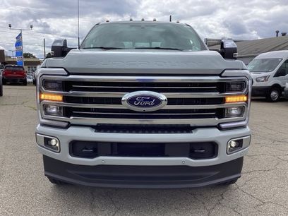 New 2026 Ford F350 Platinum w/ Platinum Plus Package