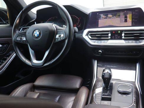 Used 2019 BMW 330i Sedan w/ Convenience Package RWD image 24