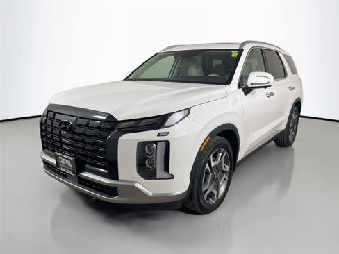 Used 2025 Hyundai Palisade Limited AWD/4WD image 4