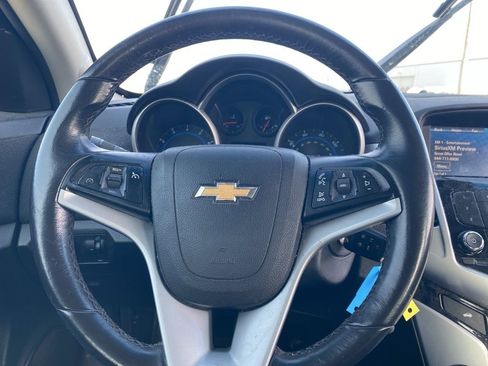 Used 2015 Chevrolet Cruze LT image 16
