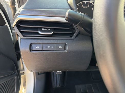 Used 2025 Nissan Altima 2.5 SV image 26