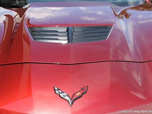 Used 2016 Chevrolet Corvette Z06 w/ 3LZ Preferred Equipment Group RWD image 16