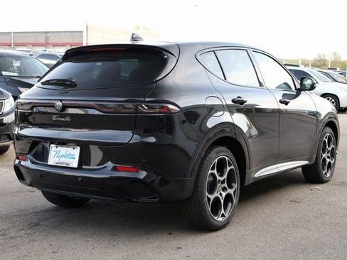 New 2025 Alfa Romeo Tonale Veloce w/ Premium Package image 5