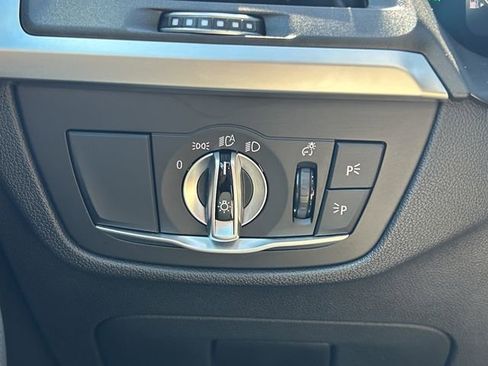 Used 2025 BMW X4 xDrive30i AWD/4WD image 29