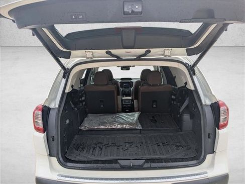 Used 2020 Subaru Ascent Touring w/ Popular Package #3 image 7