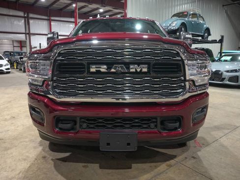 Used 2024 RAM 3500 Limited AWD/4WD image 13