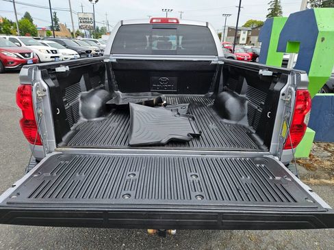 Used 2014 Toyota Tundra Limited w/ Limited Premium Package AWD/4WD image 10