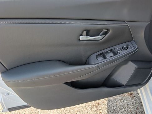 Used 2022 Nissan Sentra S FWD image 9