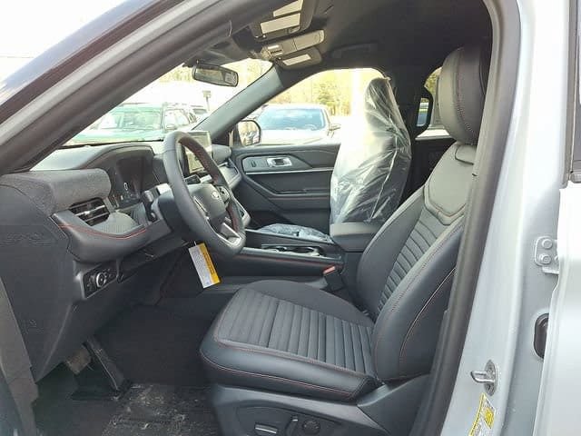 New 2026 Ford Explorer ST-Line AWD/4WD image 8