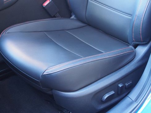 Used 2024 Nissan Sentra SR w/ SR Premium Package image 17