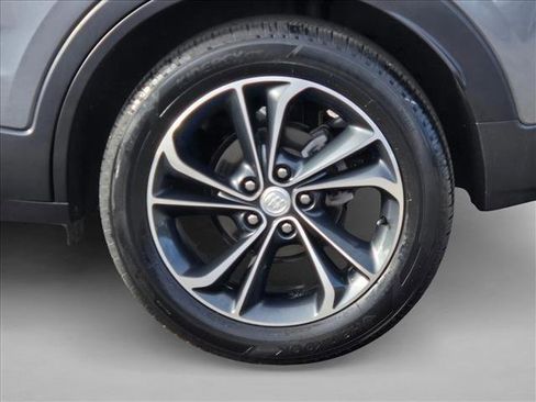 Used 2020 Buick Encore GX Essence image 22