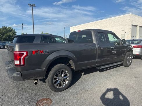 Used 2017 Ford F150 XLT w/ Equipment Group 302A Luxury AWD/4WD image 4