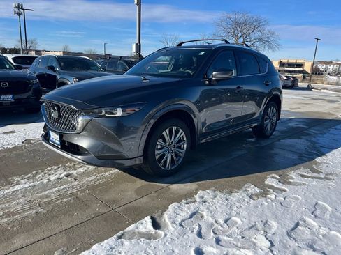 Used 2025 MAZDA CX-5 Signature image 5