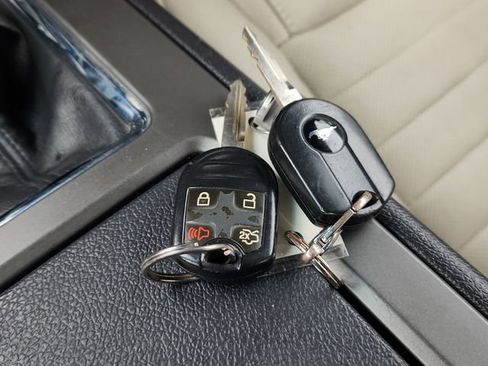 Used 2011 Ford Mustang Premium w/ 202A Rapid Spec Order Code image 43