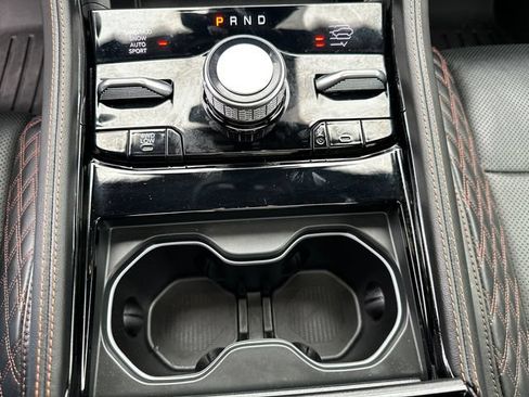 Used 2022 Jeep Grand Cherokee Summit AWD/4WD image 37