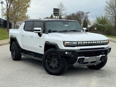 New 2025 GMC Hummer EV 3X w/ LPO, Illumination Package