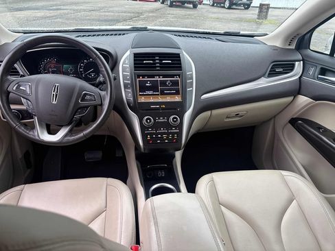 Used 2019 Lincoln MKC Premiere AWD/4WD image 19