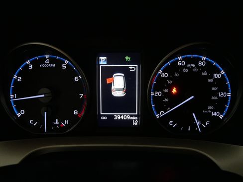 Used 2018 Toyota RAV4 XLE w/ Plus Extra Value Package AWD/4WD image 21