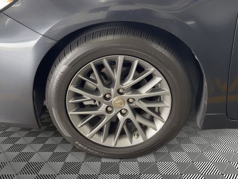 Used 2018 Lexus ES 350 w/ Premier Package FWD image 12