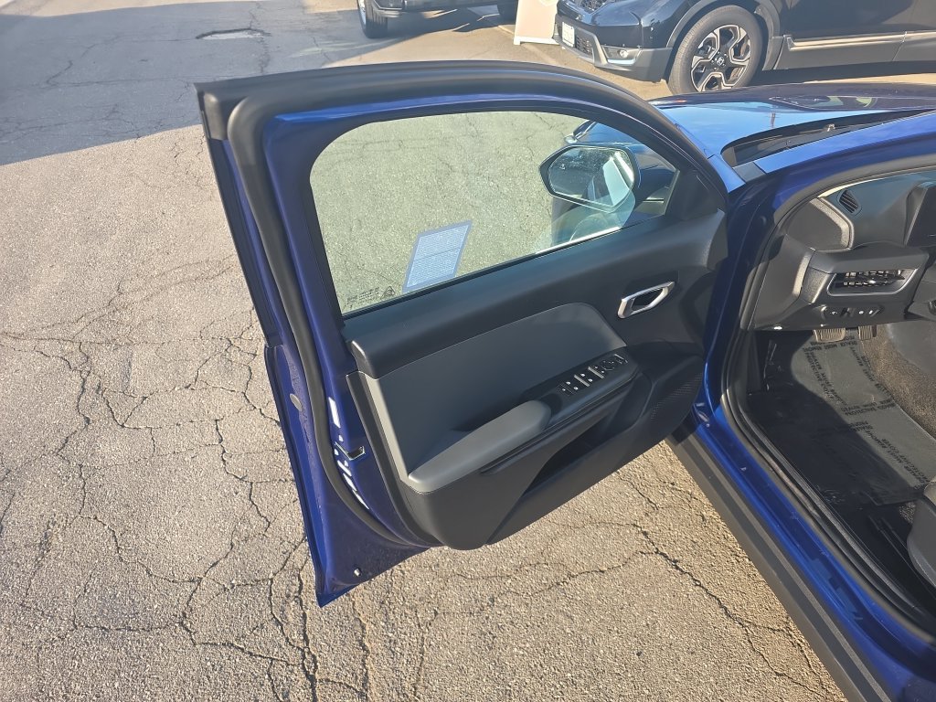 Used 2025 Kia K4 FWD image 10