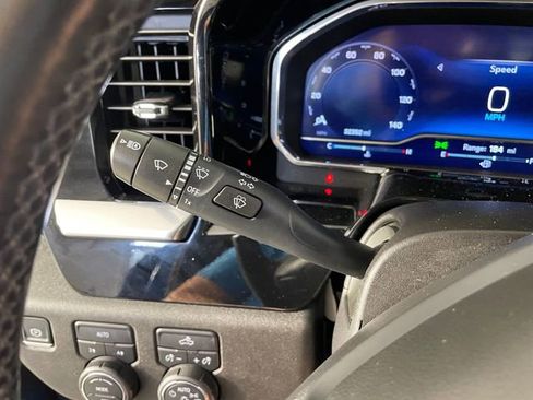 Used 2022 Chevrolet Silverado 1500 RST AWD/4WD image 12