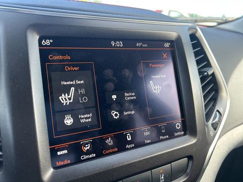 Used 2022 Jeep Cherokee Trailhawk w/ Sound & Nav Group AWD/4WD image 12