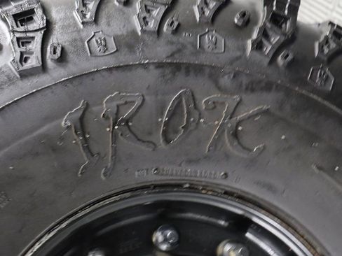 Used 1998 HUMMER H1 4-Door Wagon image 32