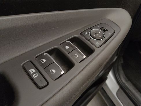 Used 2020 Hyundai Santa Fe SEL image 27