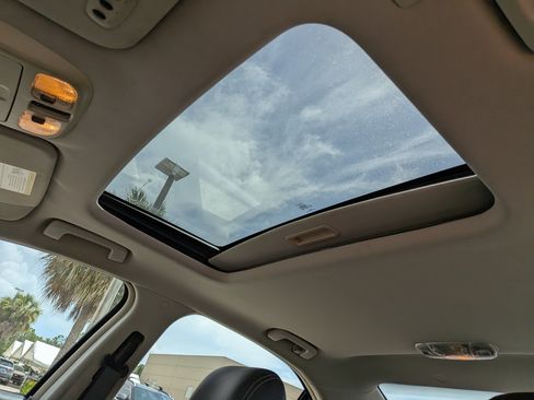 Used 2012 Ford Fusion SEL FWD image 21