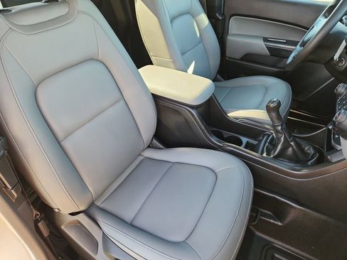 Used 2018 Chevrolet Colorado 2WD Extended Cab image 13