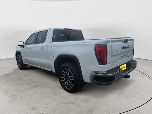 Used 2020 GMC Sierra 1500 SLT w/ Driver Alert Package I AWD/4WD image 3
