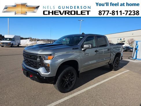 New 2026 Chevrolet Silverado 1500 Custom Trail Boss w/ LPO, Dark Essentials Package image 3