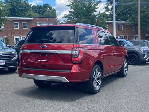 Used 2021 Ford Expedition Platinum RWD image 3