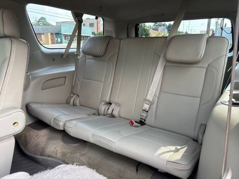Used 2018 GMC Yukon XL Denali w/ Denali Ultimate Package AWD/4WD image 24