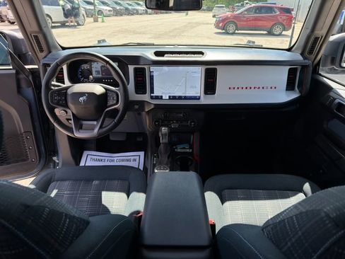 Used 2024 Ford Bronco Heritage Edition AWD/4WD image 15