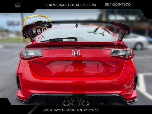 Used 2025 Honda Civic Type R image 4