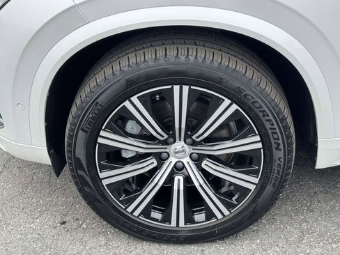 Certified 2023 Volvo XC90 B6 Plus w/ Protection Package AWD/4WD image 8