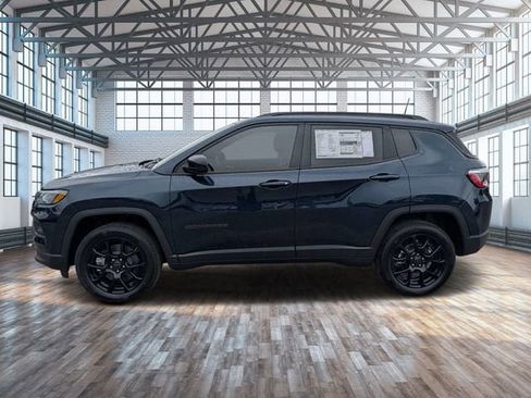 New 2026 Jeep Compass Latitude AWD/4WD image 7