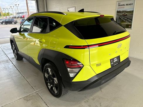 Used 2024 Hyundai Kona SEL AWD/4WD image 6