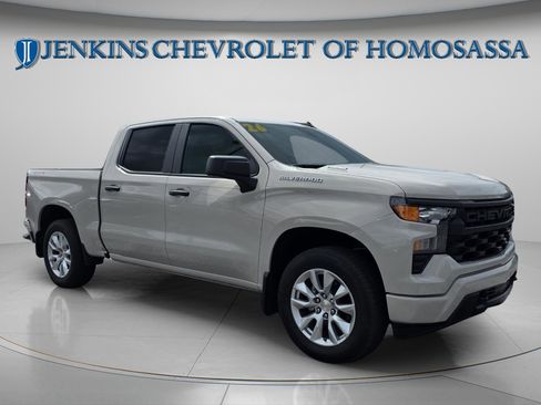 New 2026 Chevrolet Silverado 1500 Custom image 1