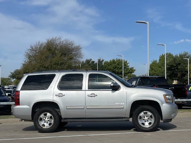 Used 2014 Chevrolet Tahoe LT RWD image 3