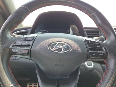 Used 2018 Hyundai Elantra Sport FWD image 32