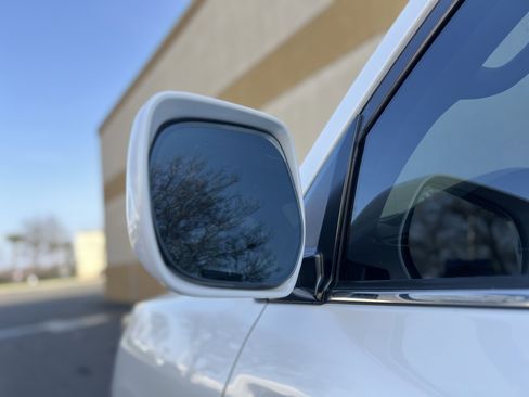 Used 2009 Lexus LX 570 4WD image 8