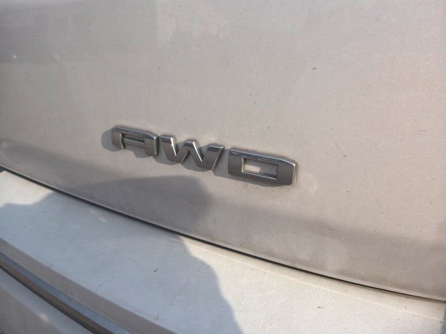 Used 2023 GMC Terrain Denali w/ LPO, Floor Liner Package AWD/4WD image 11