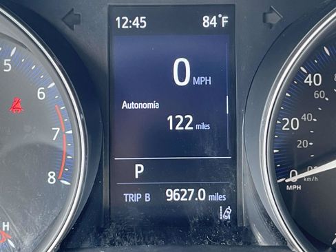 Used 2022 Toyota C-HR XLE FWD image 20