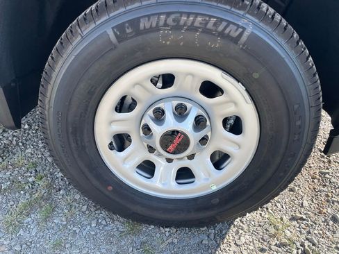 New 2025 GMC Sierra 2500 Pro w/ 1SA Pro Safety Plus Package image 37