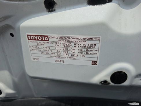 Used 2017 Toyota Highlander XLE FWD image 31