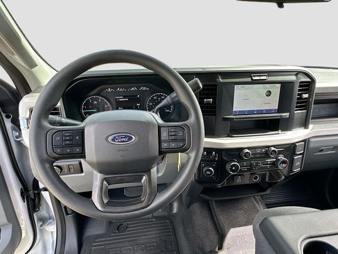 New 2026 Ford F450 XL w/ XL Driver Assist Package AWD/4WD image 7