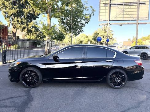 Used 2016 Honda Accord Sport image 3