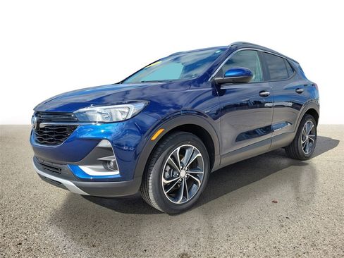 Used 2023 Buick Encore GX Select image 2